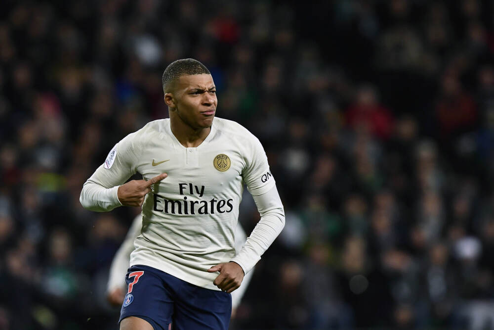 记者：国米已经和利雅得新月就租借坎塞洛达成原则性协议